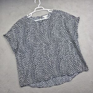 Christopher Banks Top Womens Plus Size 2X Blue White Abstract Modern Lightweight